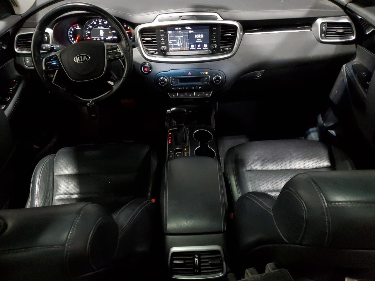 2019 Kia Sorento - Image 8