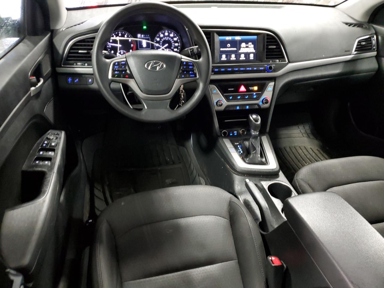 2018 Hyundai Elantra - Image 8