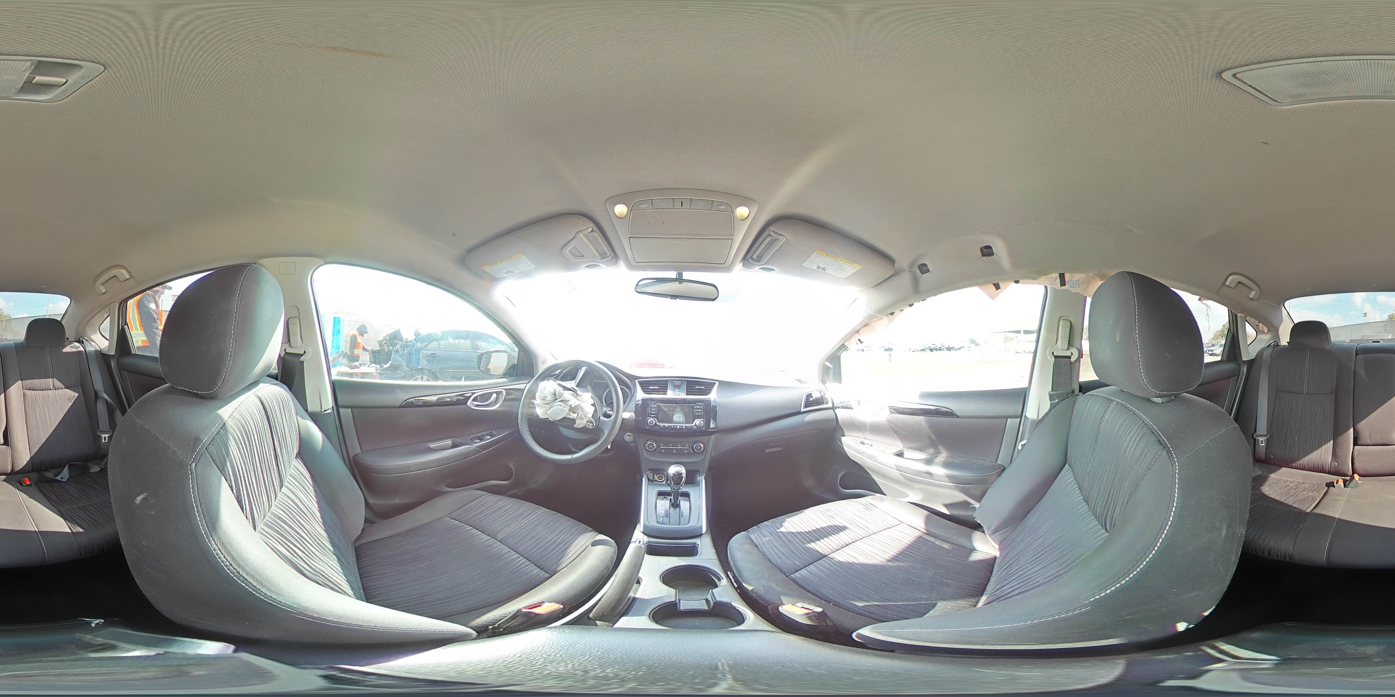 2017 Nissan Sentra - Image 12