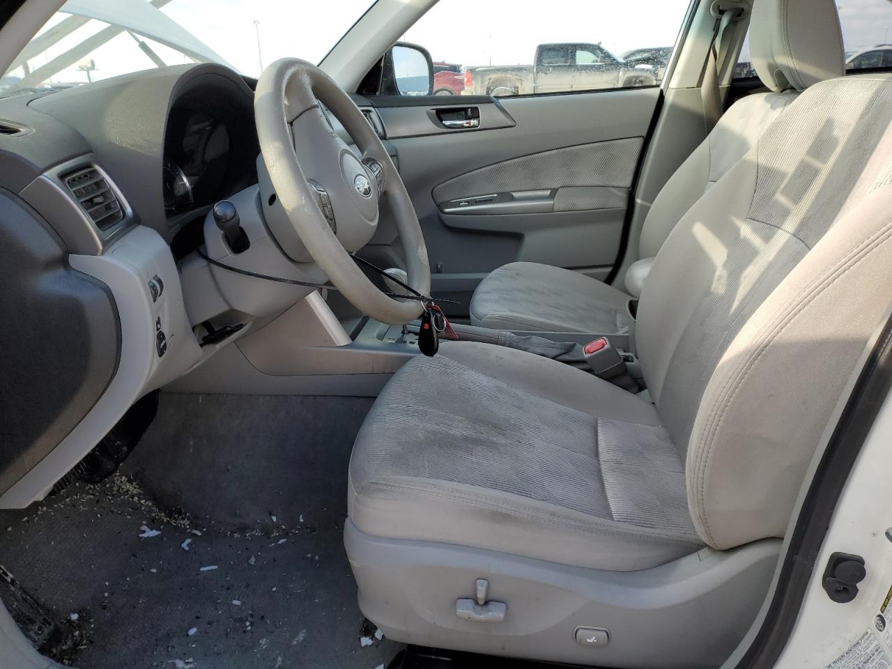 2010 Subaru Forester - Image 7