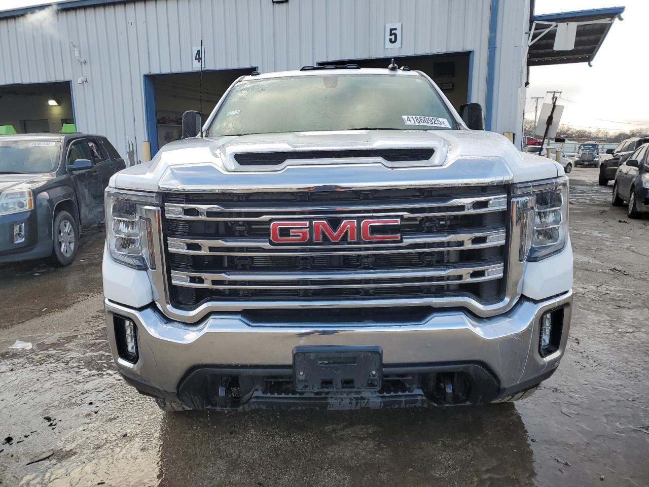 2022 GMC Sierra - Image 5