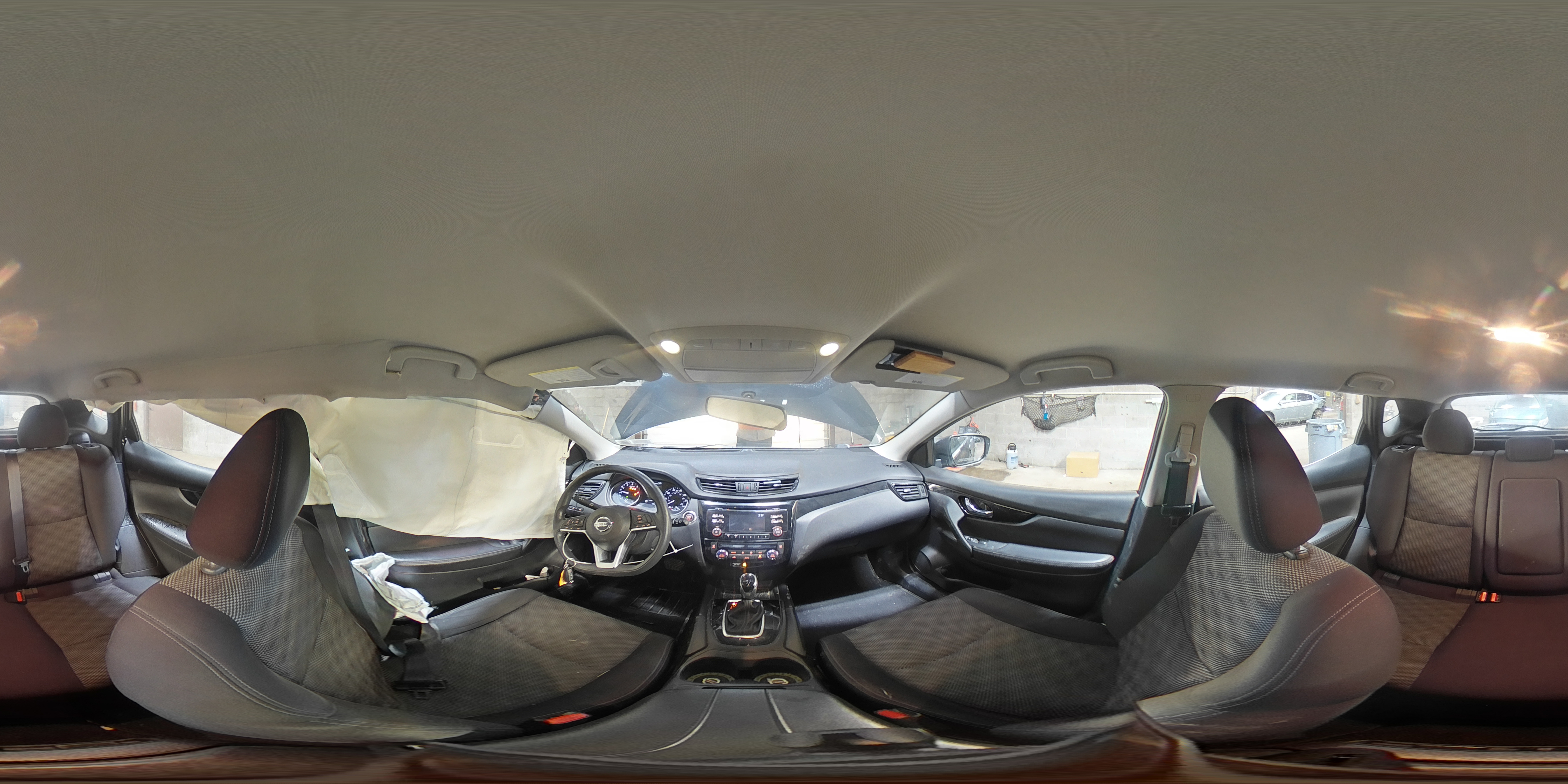 2017 Nissan Rogue - Image 13