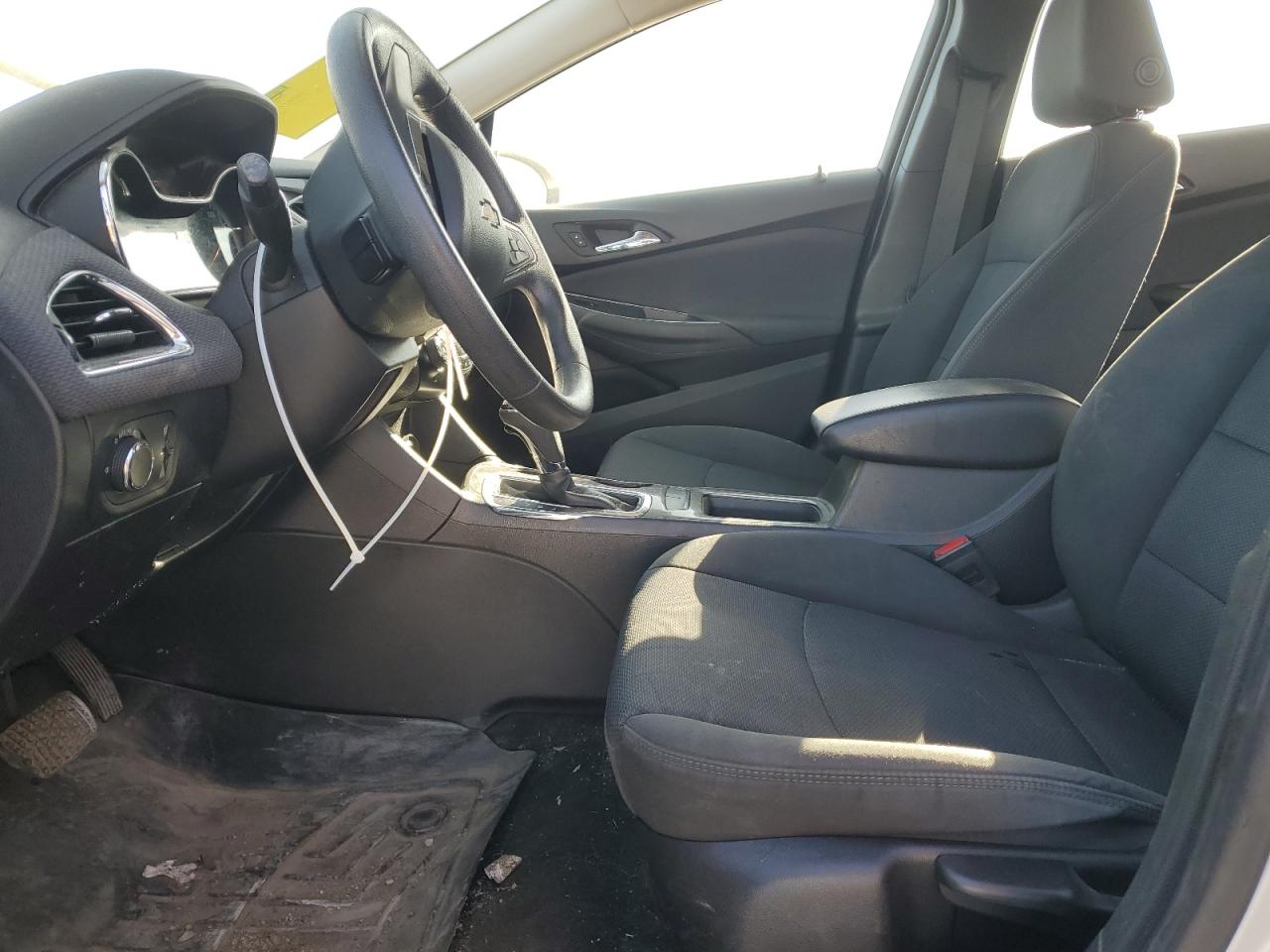 2018 Chevrolet Cruze - Image 7