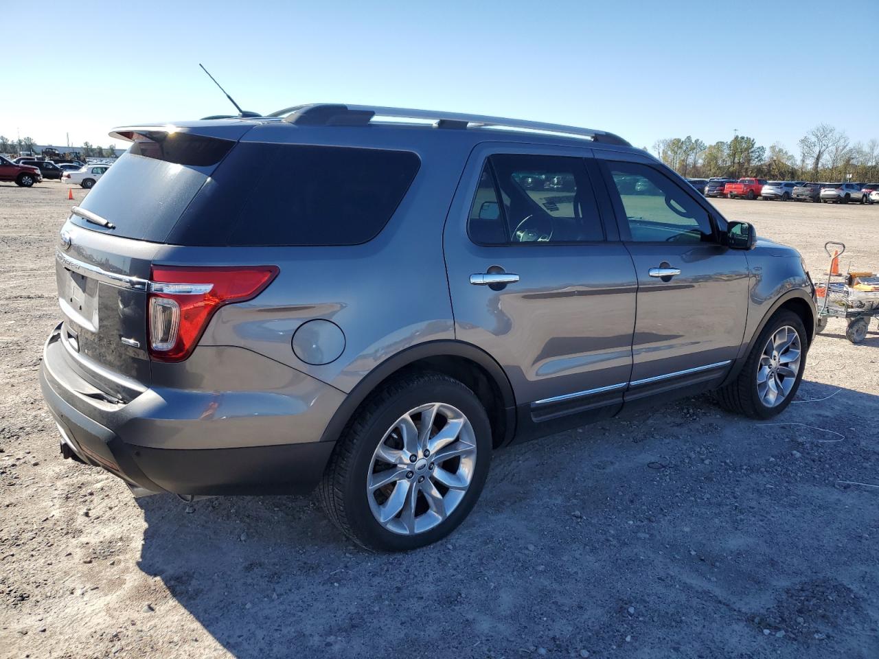 VIN 1FM5K8D87DGC71080 2013 FORD EXPLORER no.3