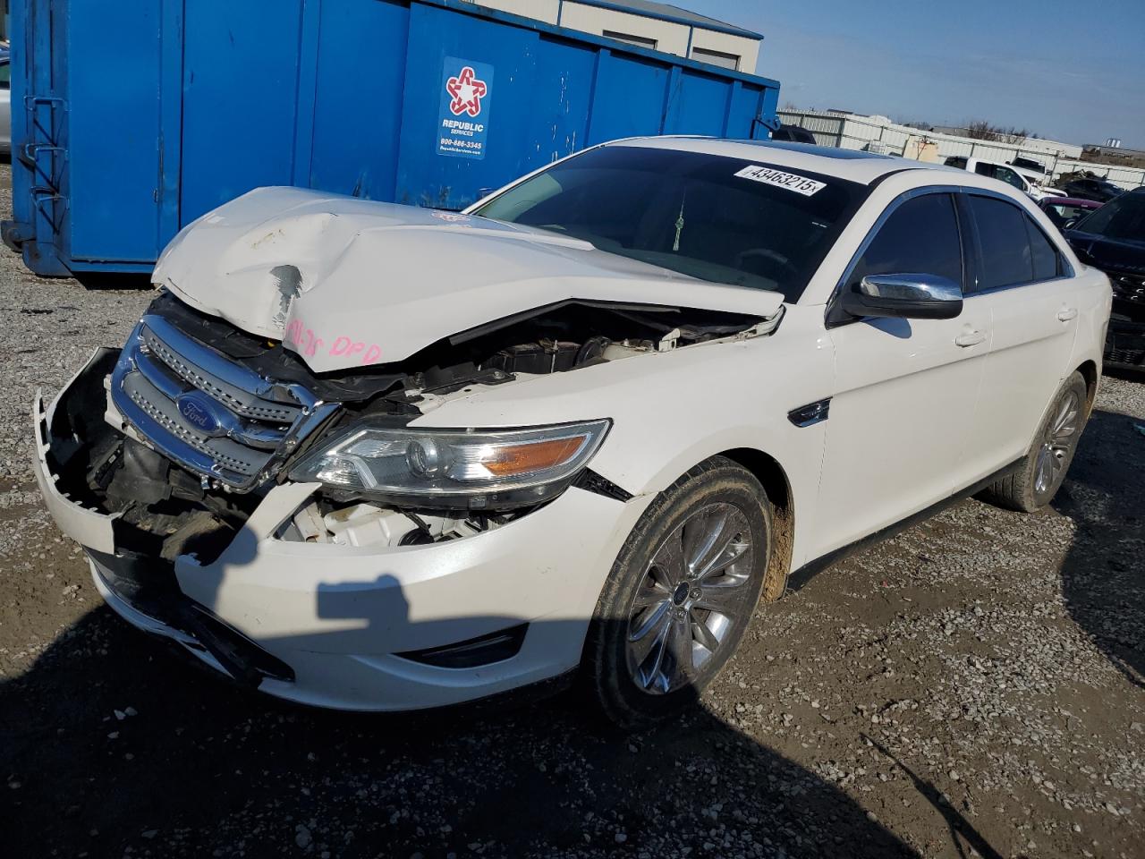 2011 Ford Taurus - Image 1