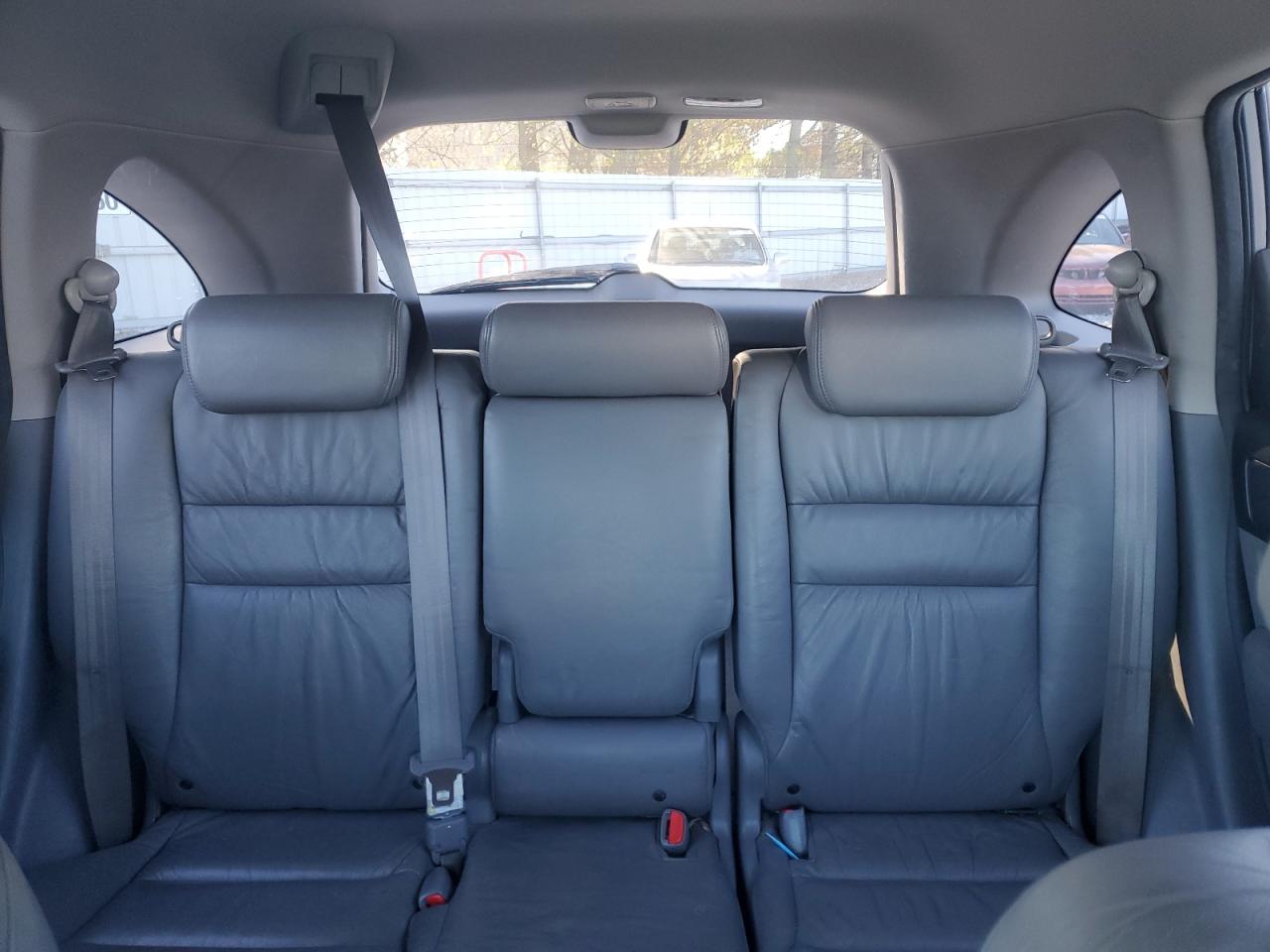 2007 Honda CR-V - Image 10