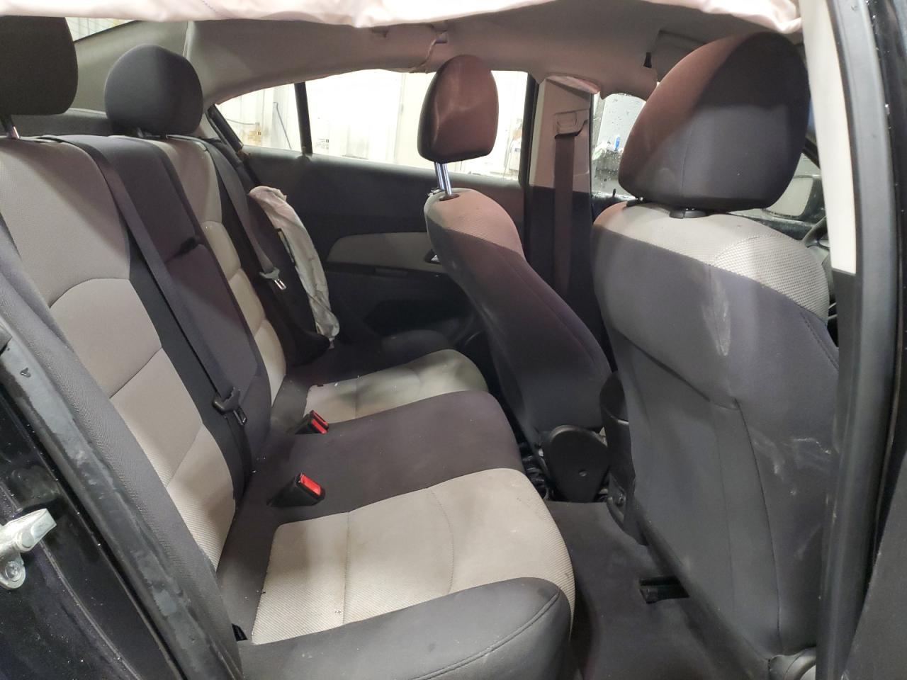 2012 Chevrolet Cruze - Image 10