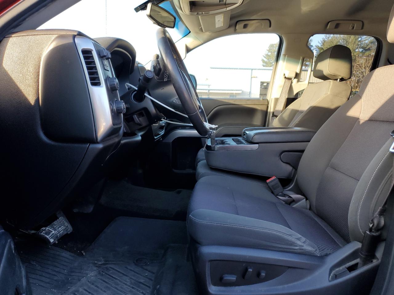 2017 Chevrolet Silverado - Image 7