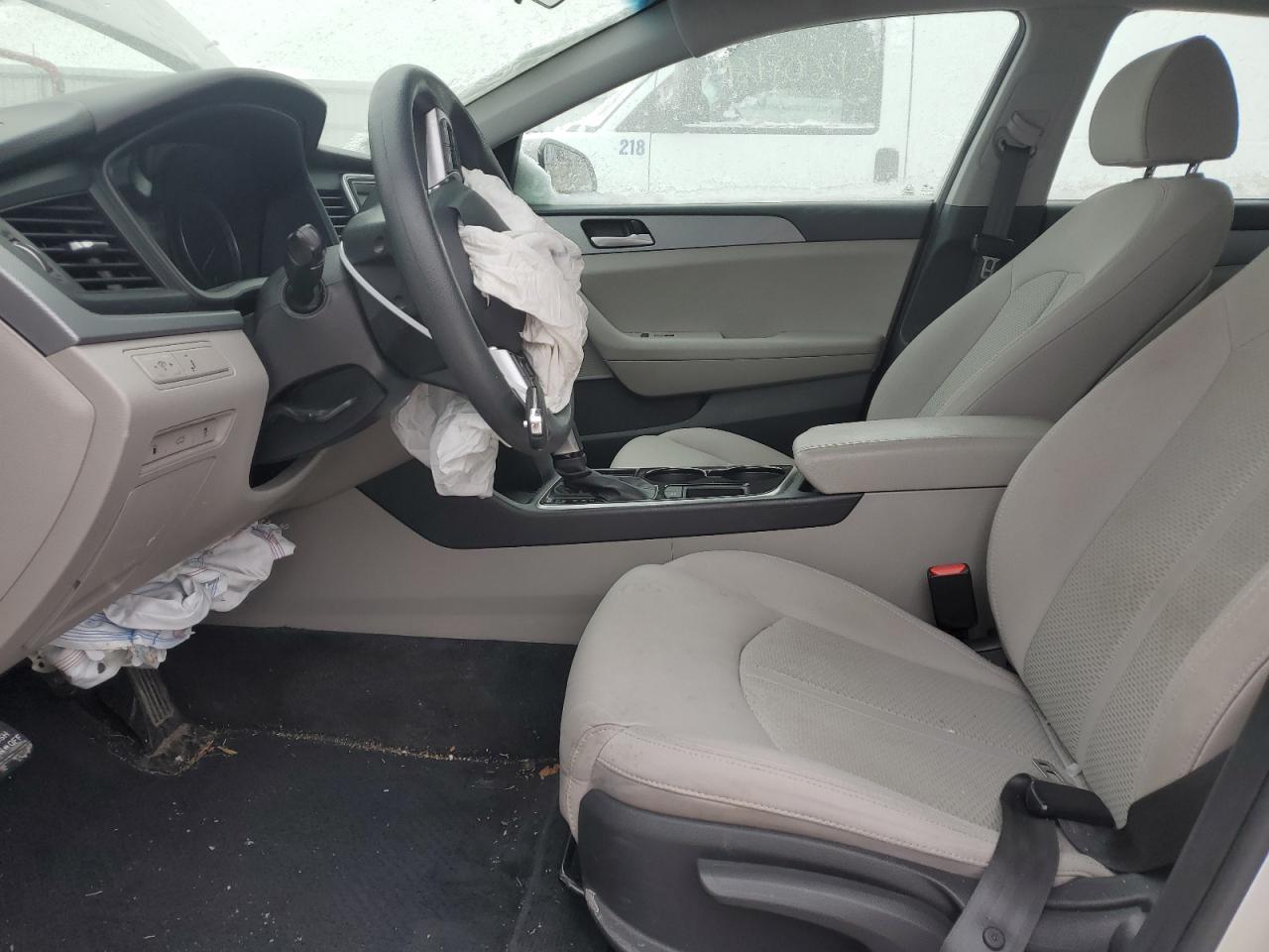 2019 Hyundai Sonata - Image 7