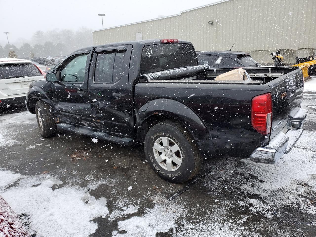 2005 Nissan Navara (Frontier) - Image 2