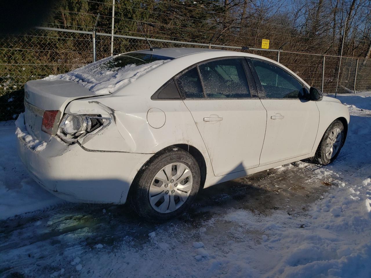 2014 Chevrolet Cruze - Image 3