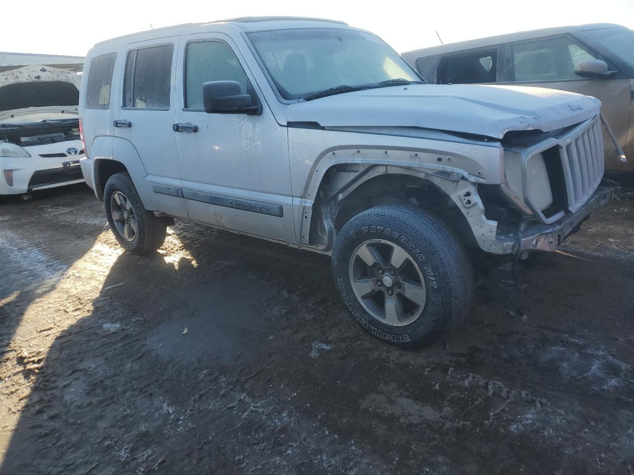 2008 Jeep Liberty (North America) - Image 4