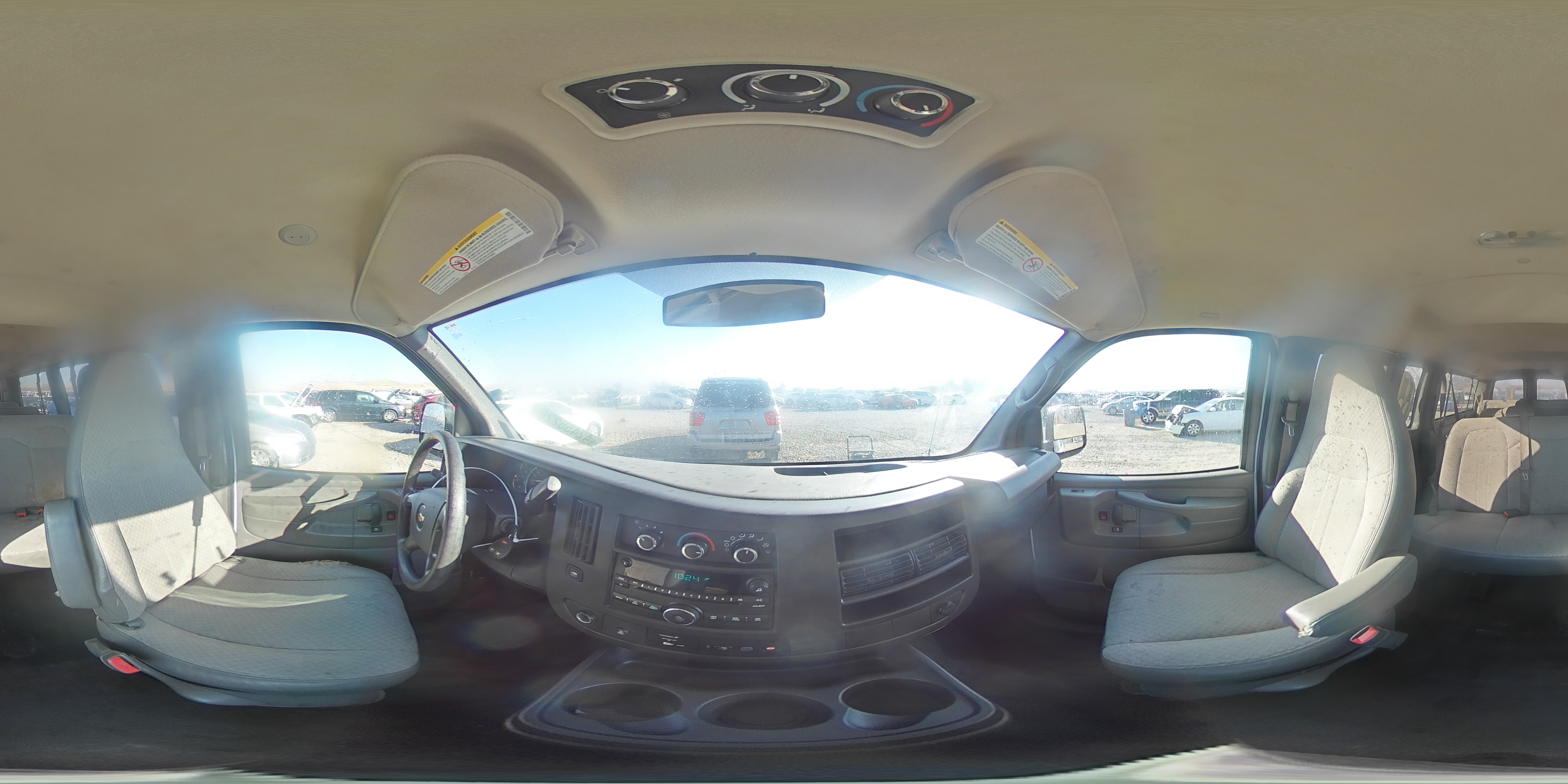2013 Chevrolet Express - Image 16