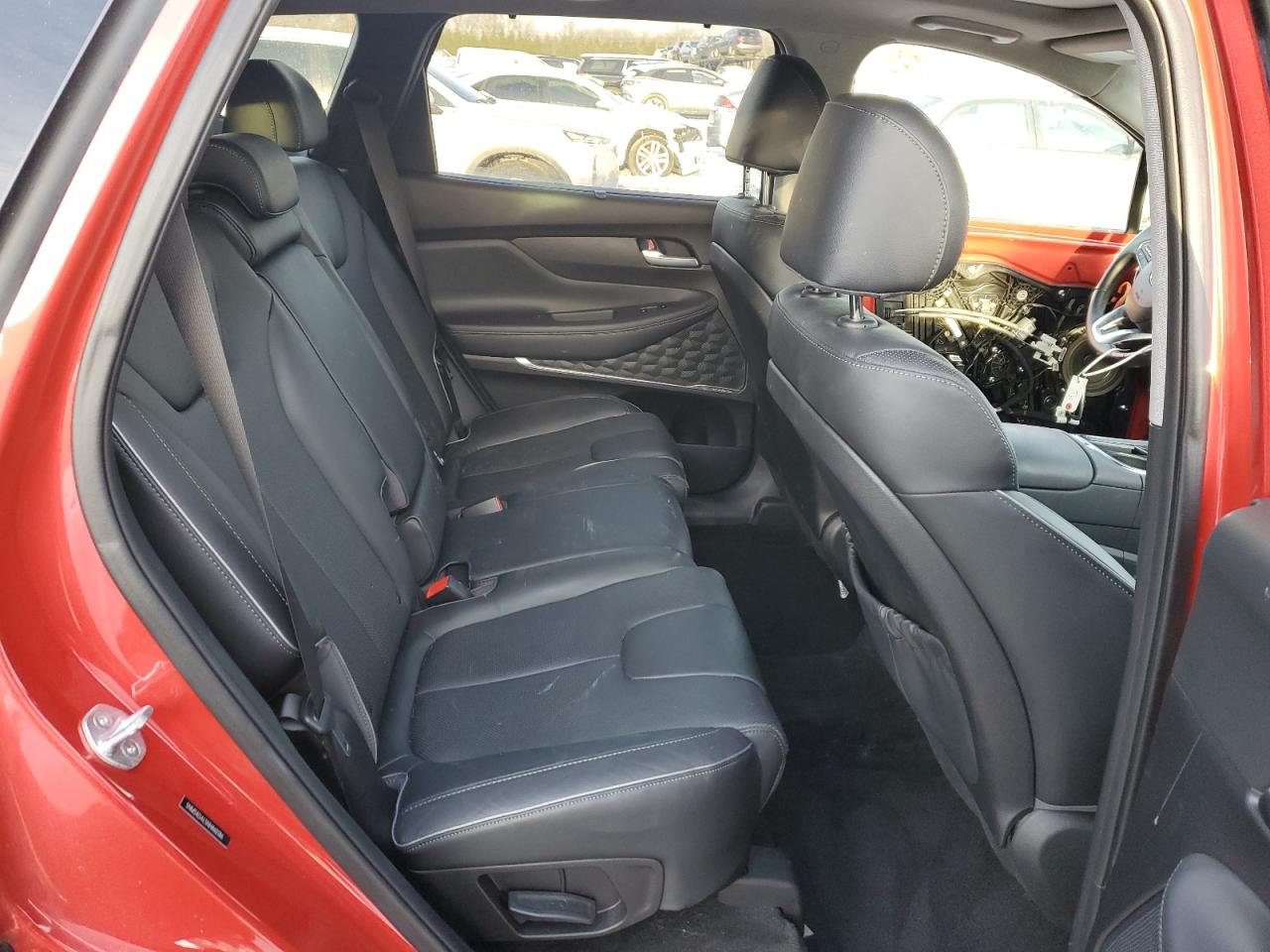 2022 Hyundai Santa Fe - Image 11