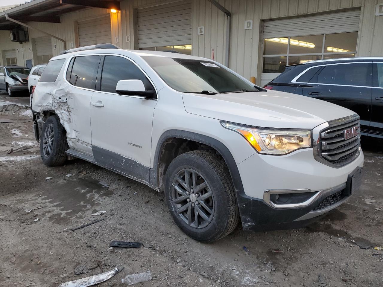 2017 GMC Acadia - Image 4