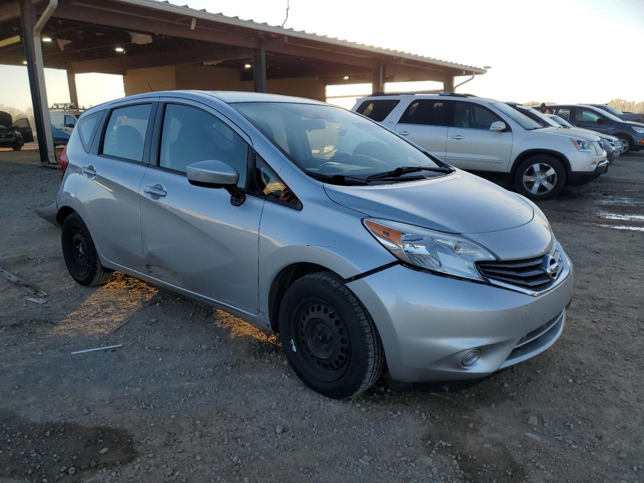 2016 Nissan Versa - Image 4