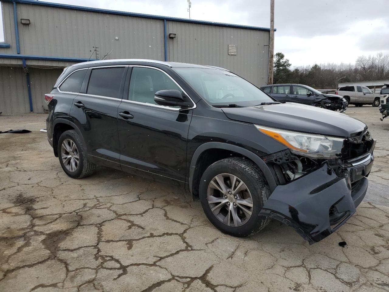 2015 Toyota Highlander - Image 4