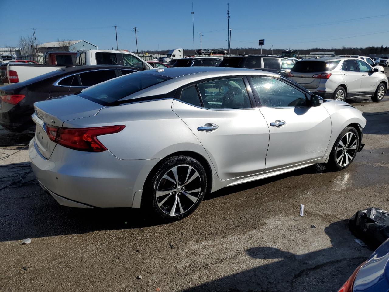 2018 Nissan Maxima - Image 3