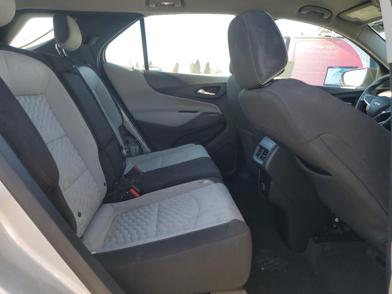 2018 Chevrolet Equinox - Image 11