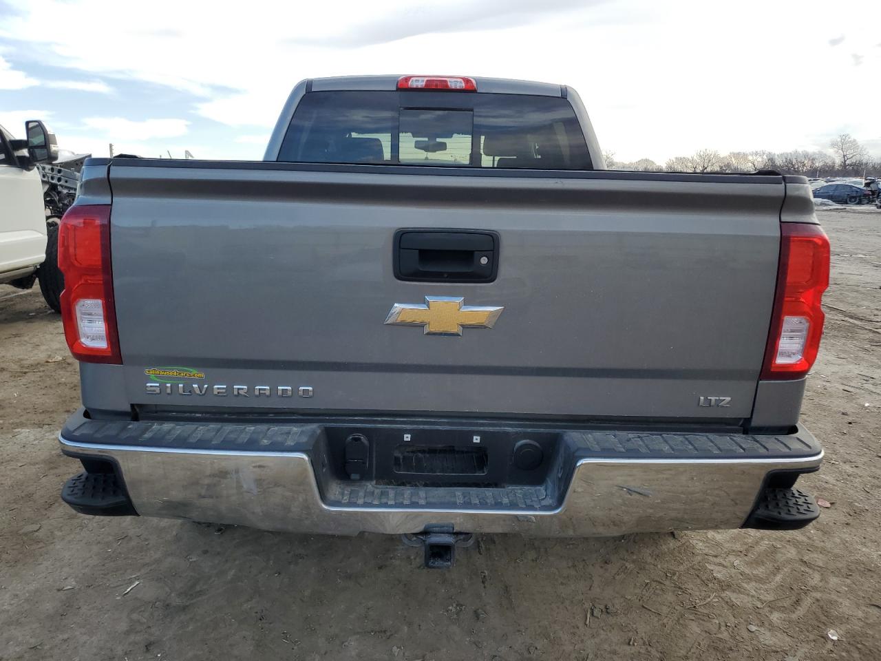 2017 Chevrolet Silverado - Image 6