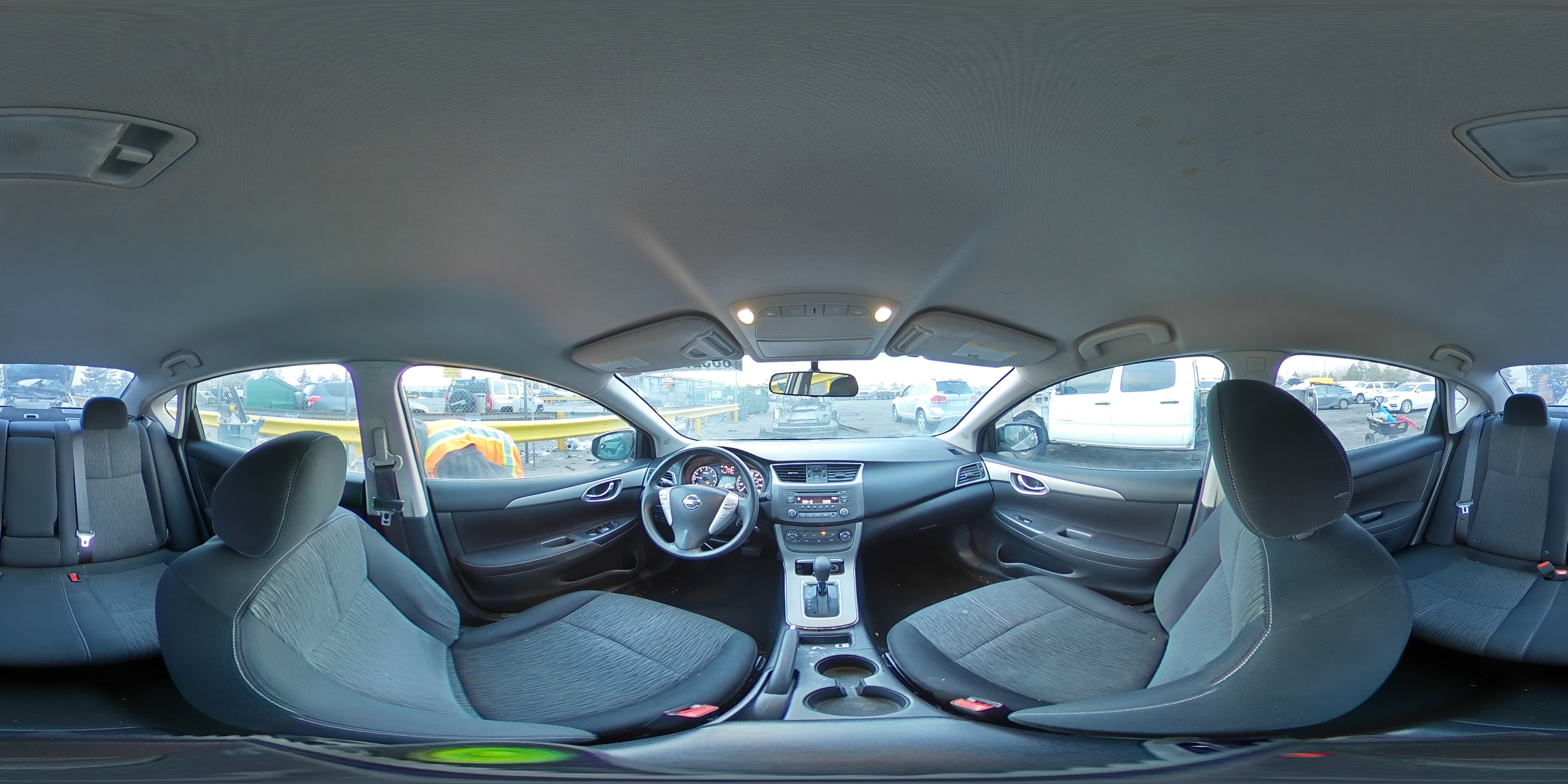 2014 Nissan Sentra - Image 12