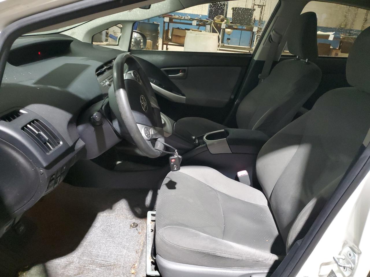 2012 Toyota Prius - Image 7