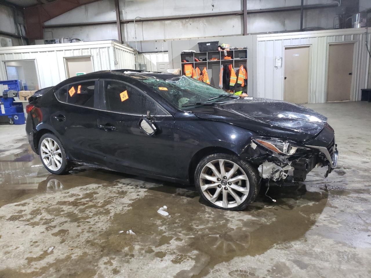 2015 Mazda 3 - Image 4