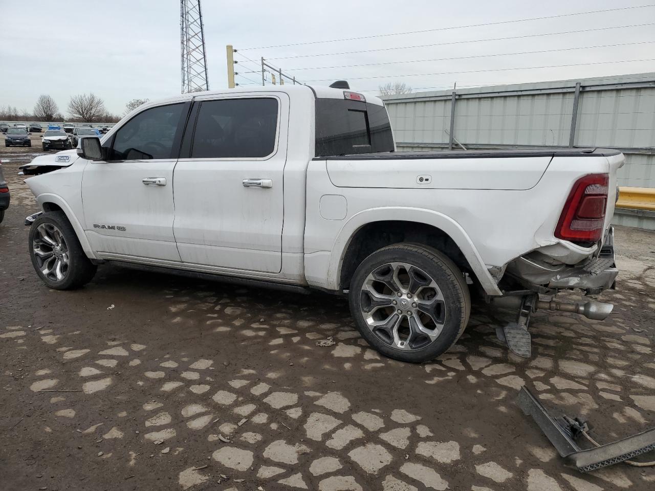 2020 RAM 1500 - Image 2