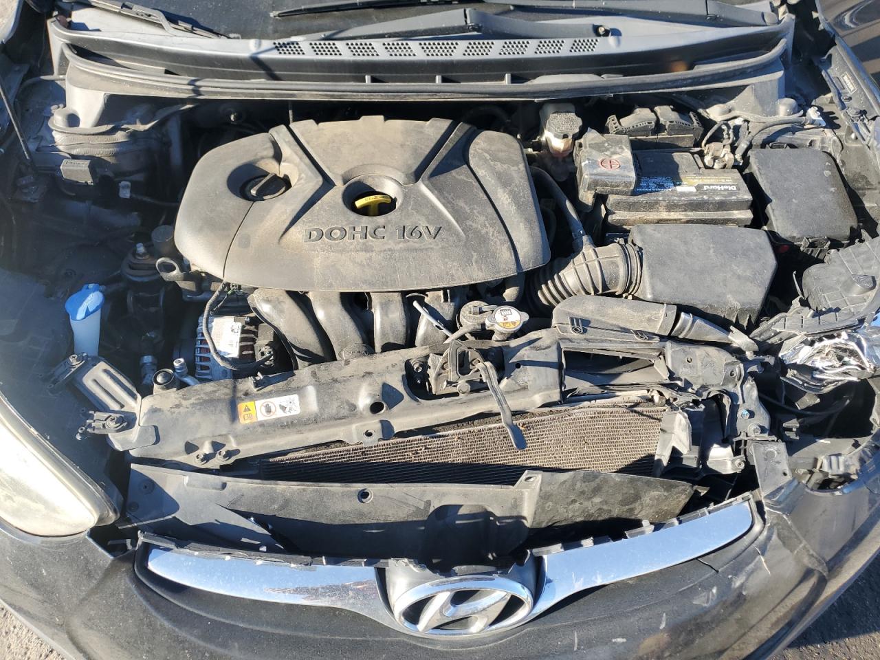 2013 Hyundai Elantra - Image 11