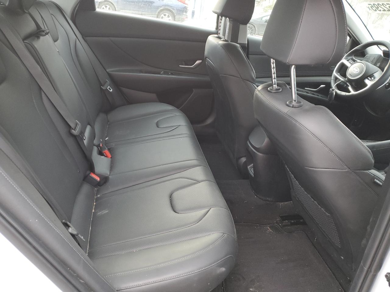 2024 Hyundai Elantra - Image 10