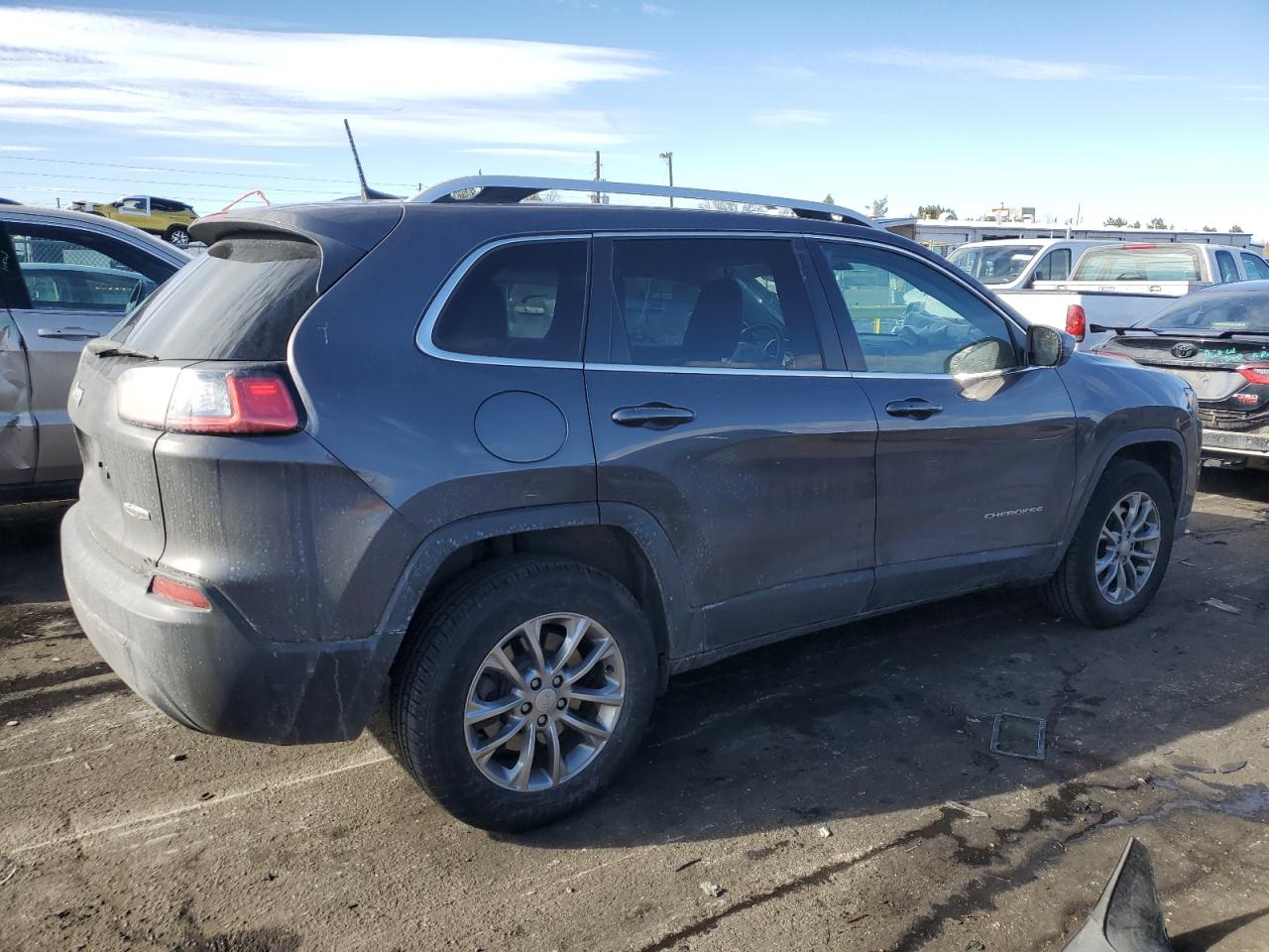 2019 Jeep Grand Cherokee - Image 3