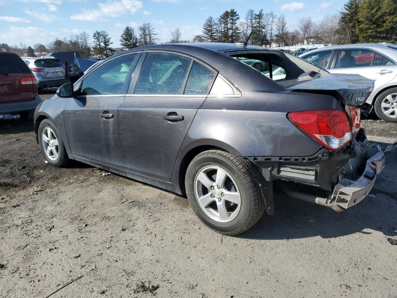 2014 Chevrolet Cruze - Image 2
