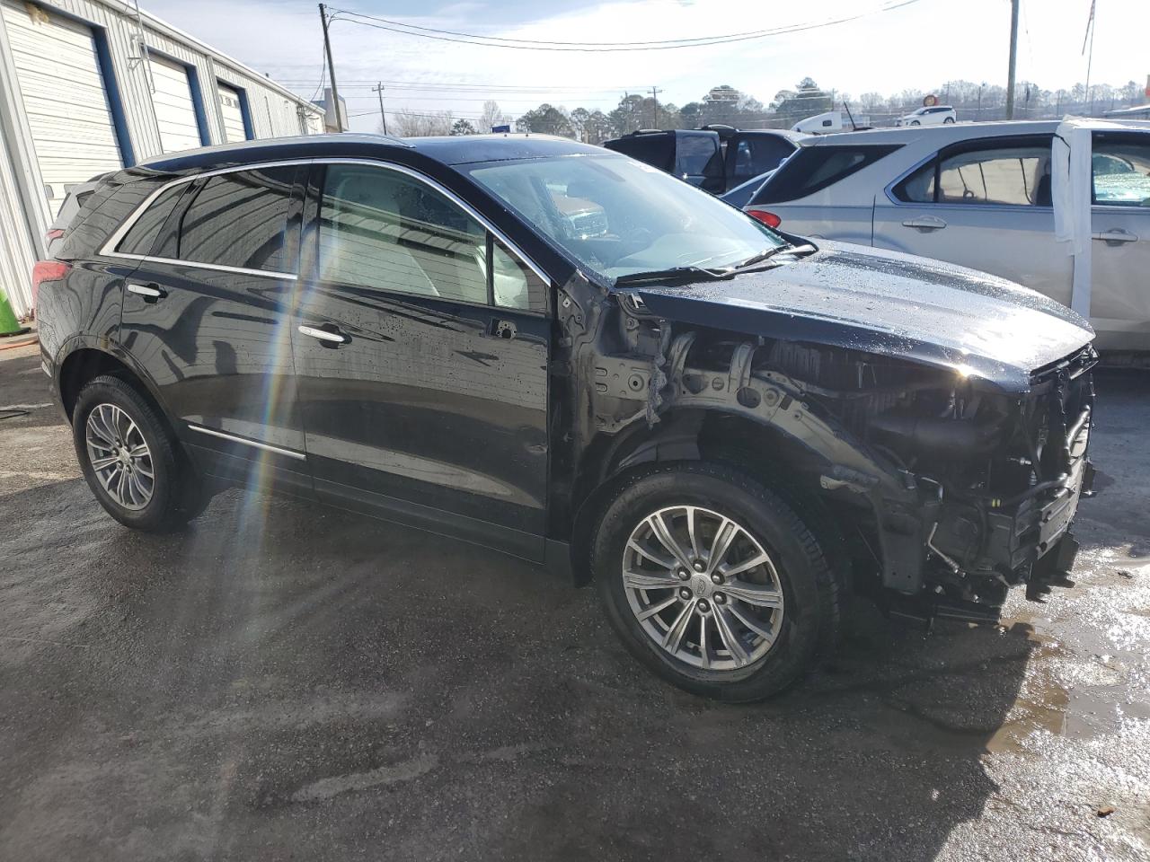 2017 Cadillac XT5 - Image 4