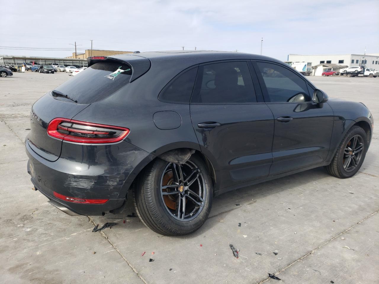 2017 Porsche Macan - Image 3