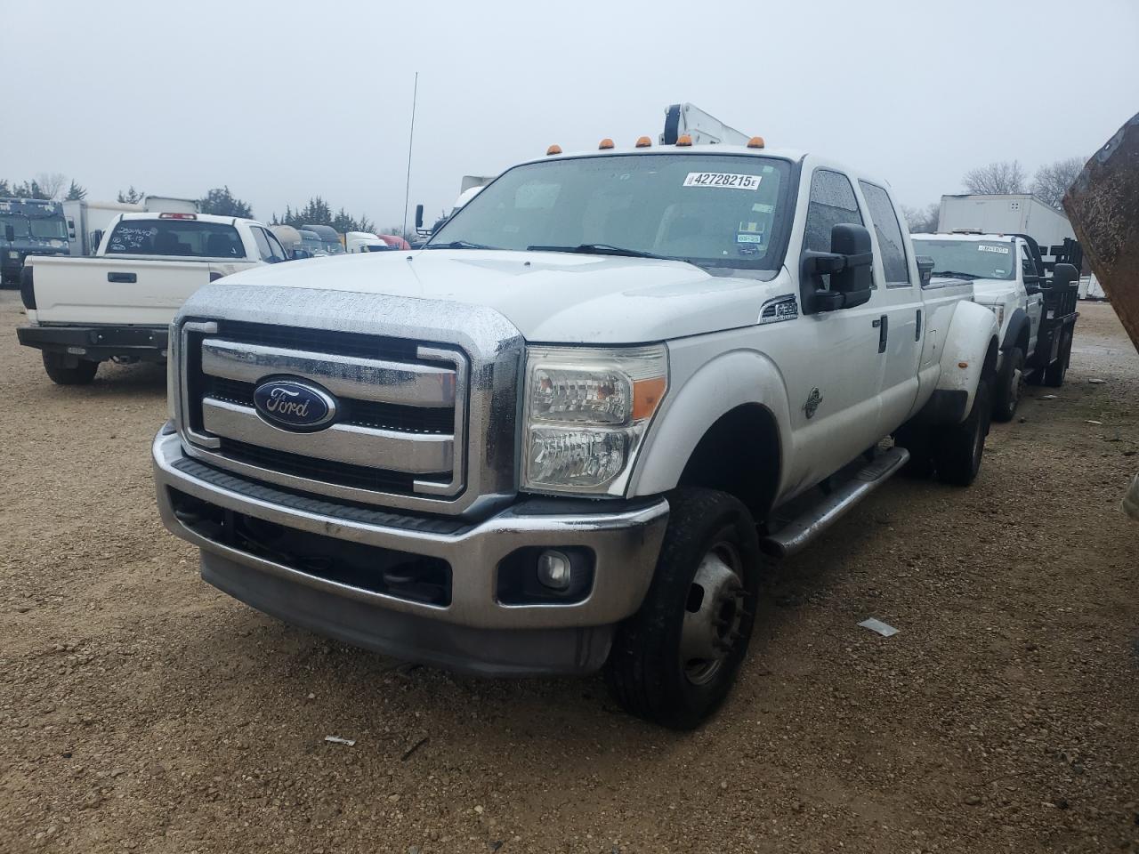2013 Ford F350 - Image 2