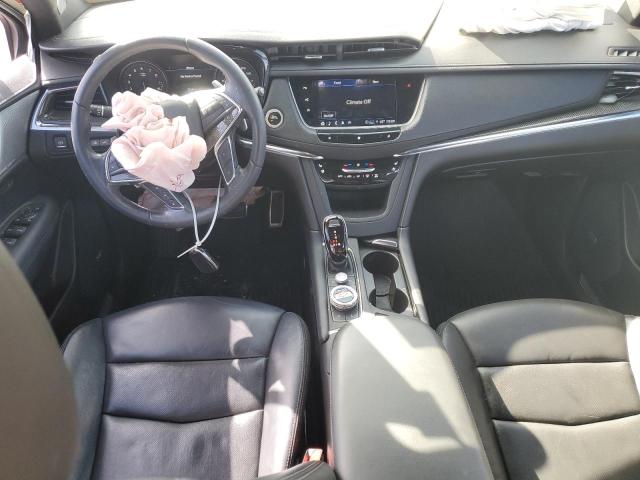  CADILLAC XT5 2021 Czerwony