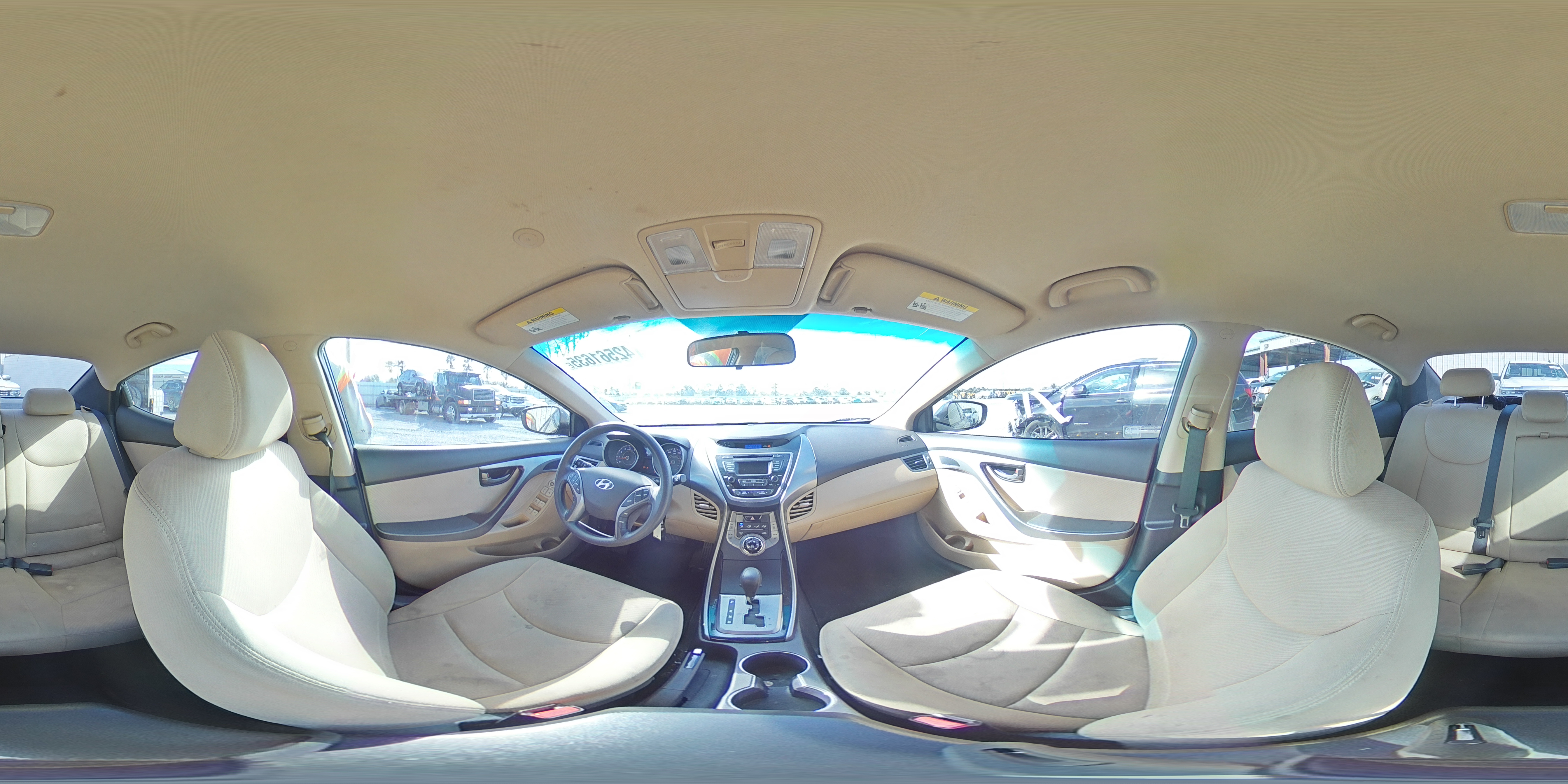 2013 Hyundai Elantra - Image 14