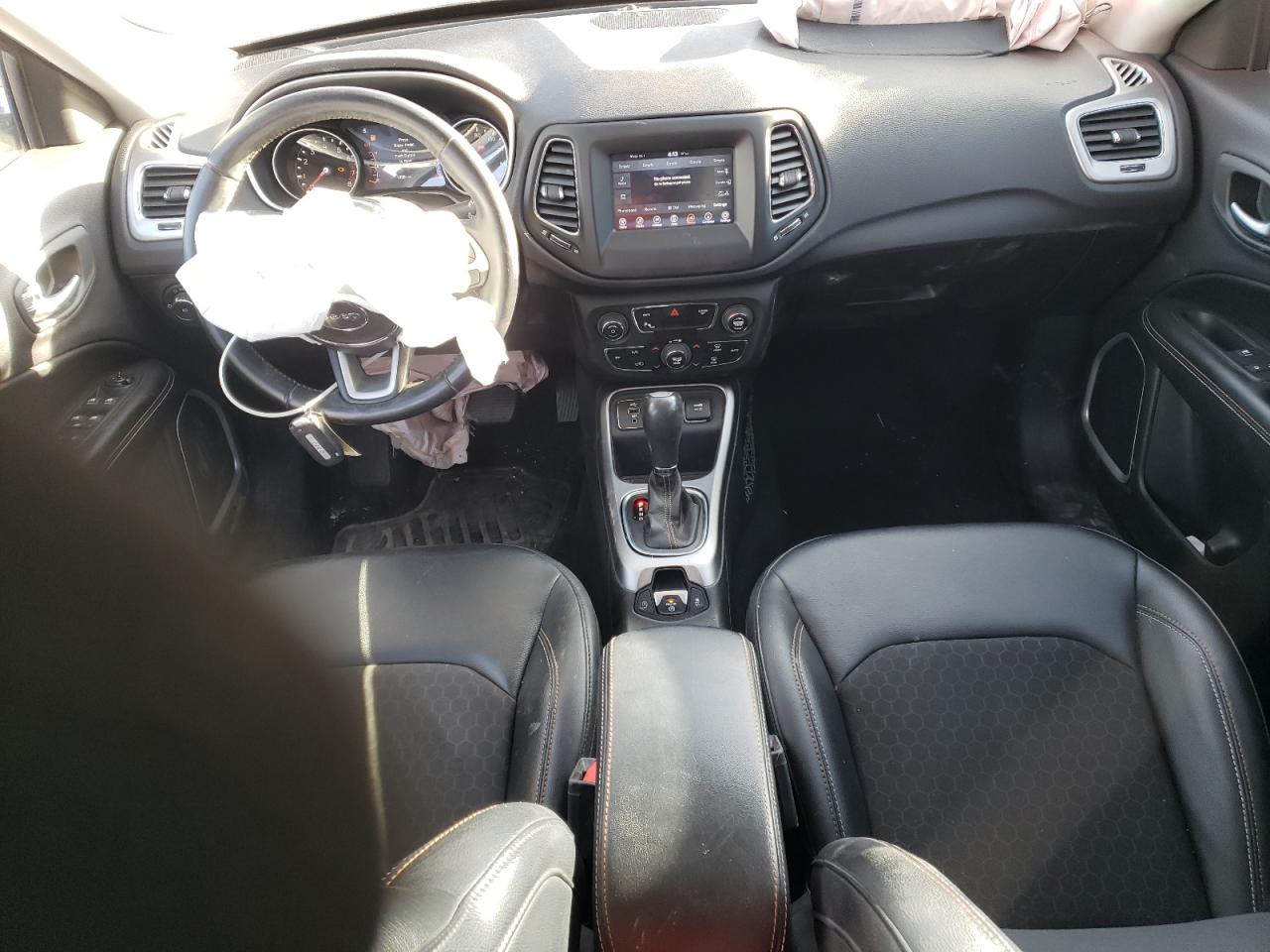 2017 Jeep Compass - Image 8
