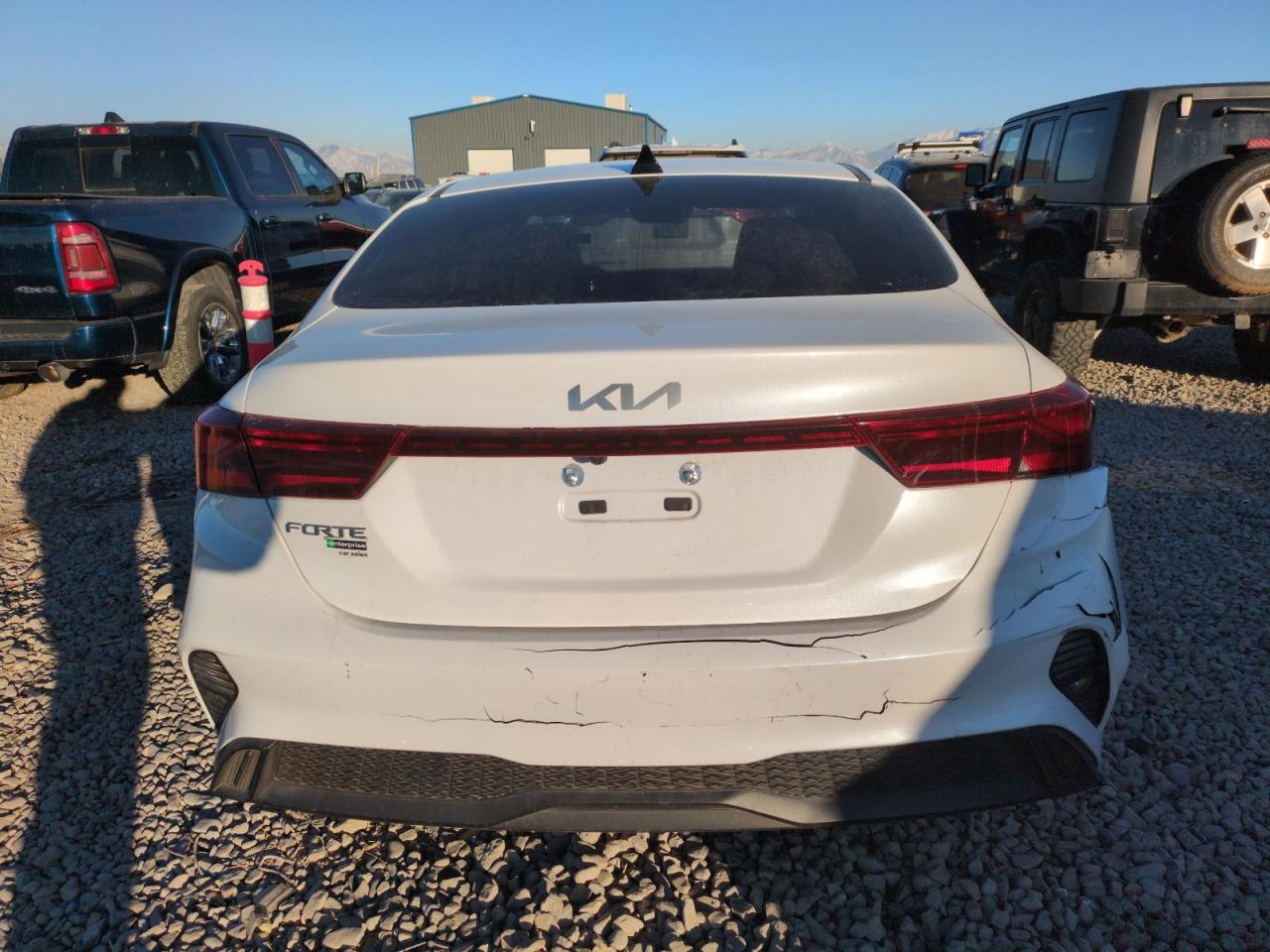 2023 Kia Forte - Image 6