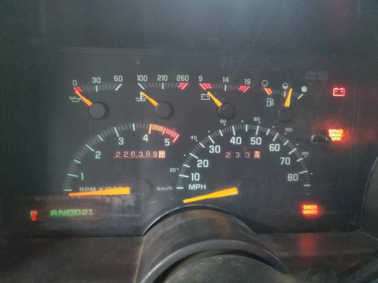 1992 Chevrolet Gmt-400 K2500 VIN: 2GCFK29K8N1210667 Lot: 70644445