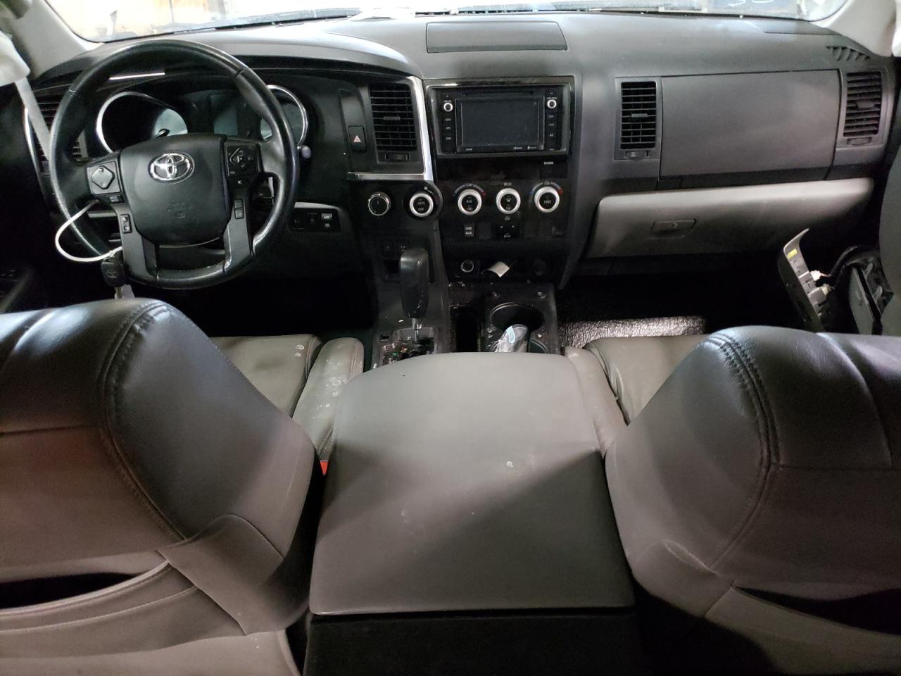 2019 Toyota Sequoia - Image 8