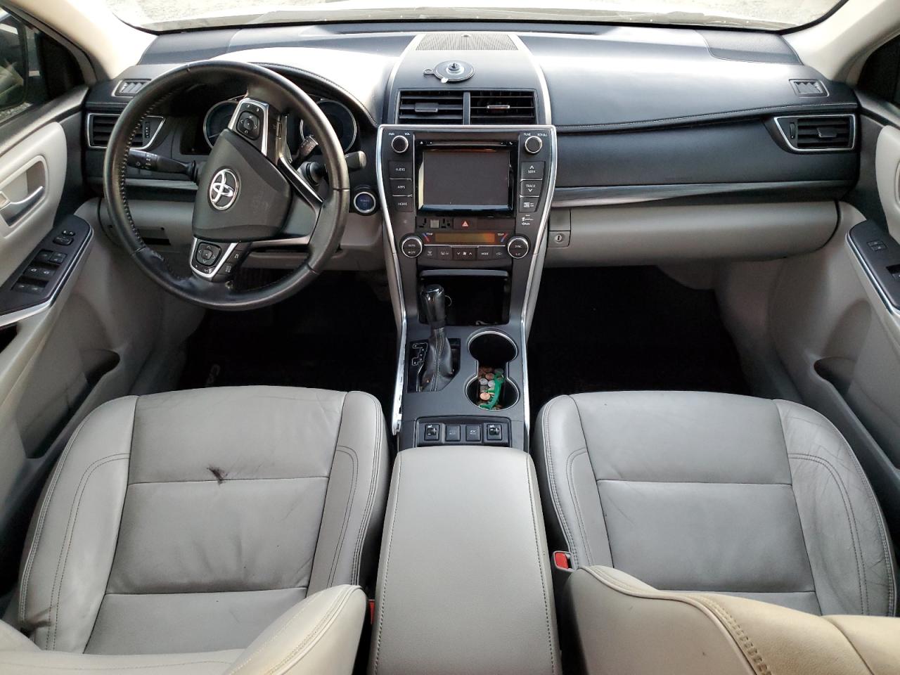 2015 Toyota Camry - Image 8