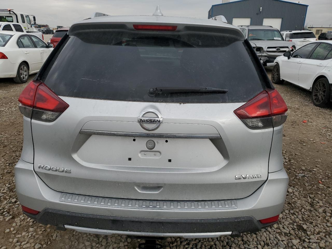 2018 Nissan Rogue - Image 6