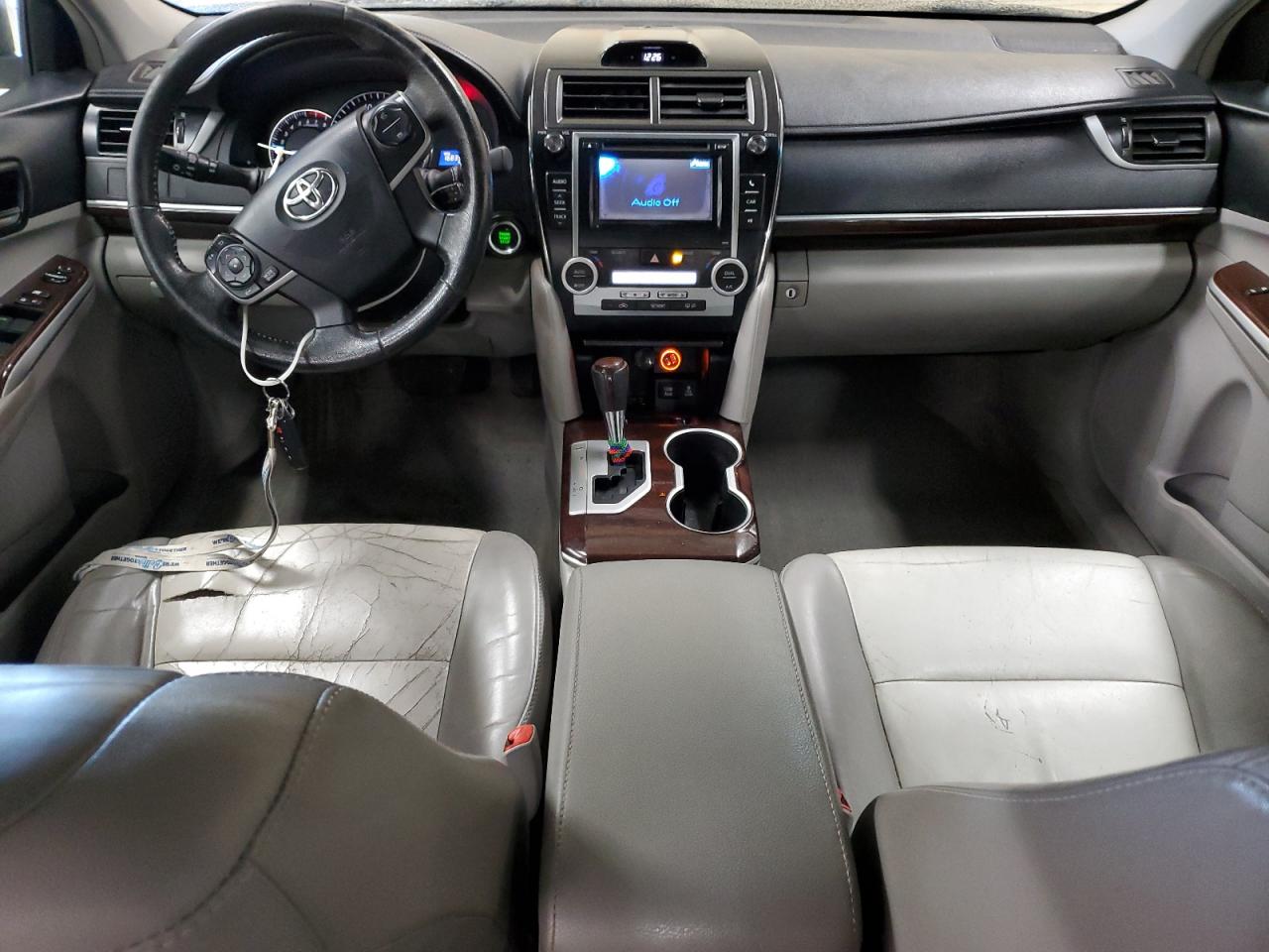 2012 Toyota Camry - Image 8
