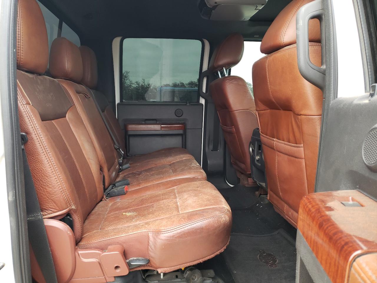 2011 Ford F250 - Image 10