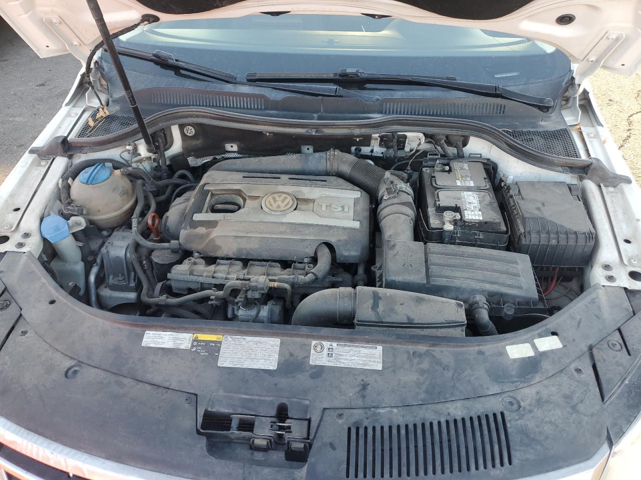 2013 Volkswagen Passat CC - Image 11