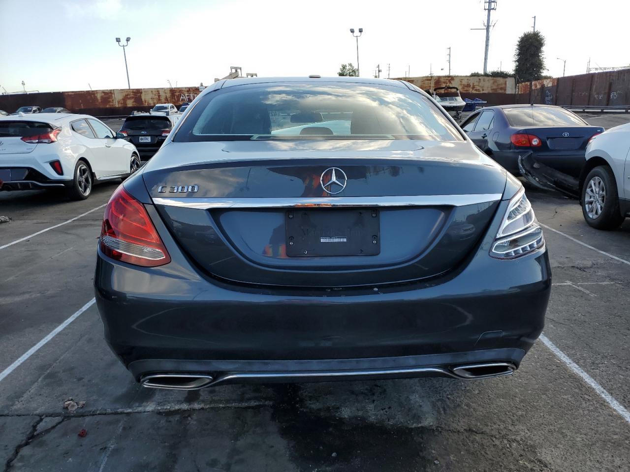 2015 Mercedes-Benz C-klasse - Image 6