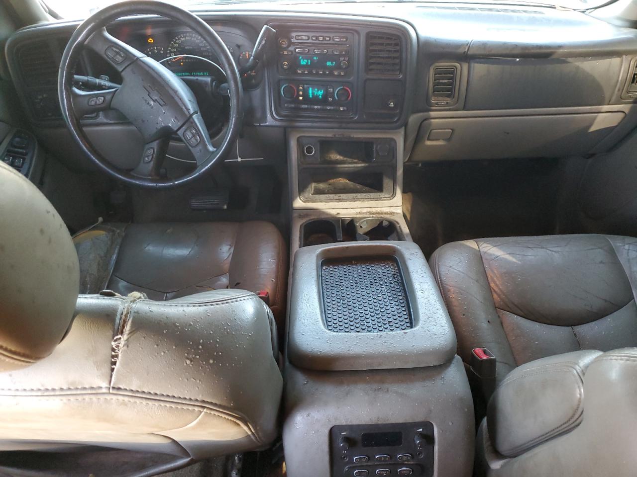 2006 Chevrolet Suburban - Image 8