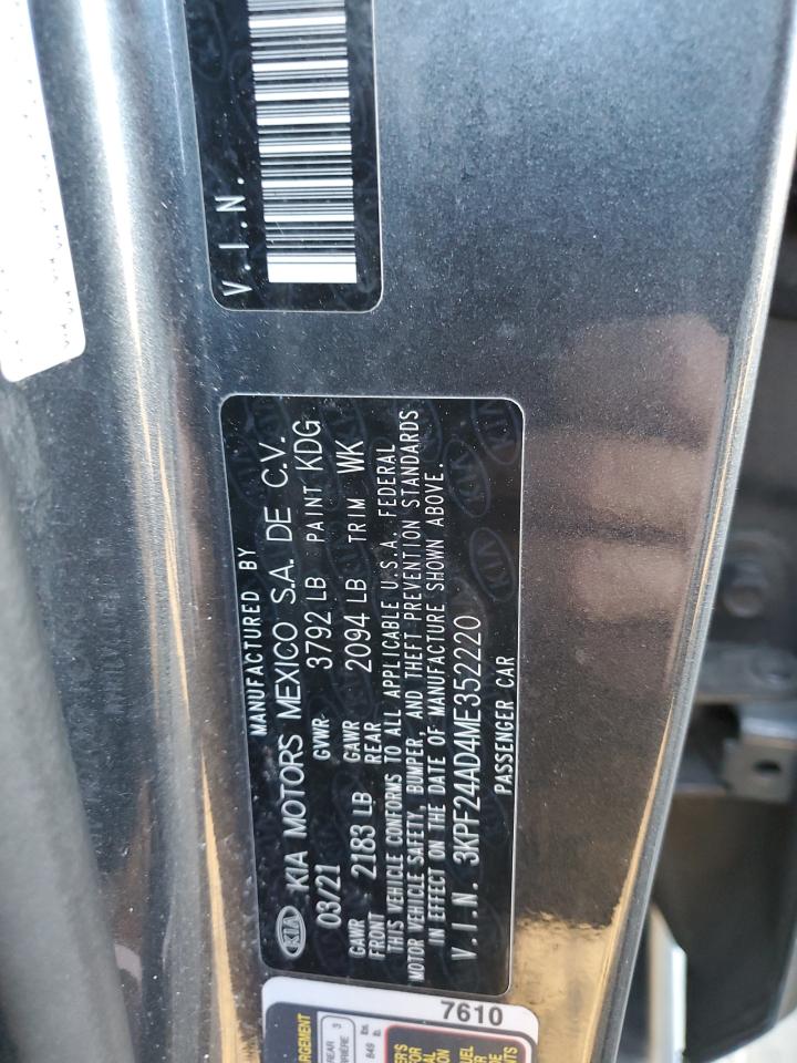 2021 Kia Forte - Image 13