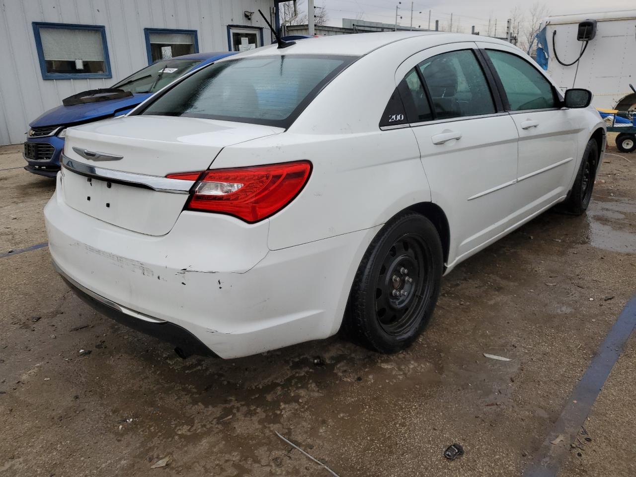 2012 Chrysler 200 - Image 3
